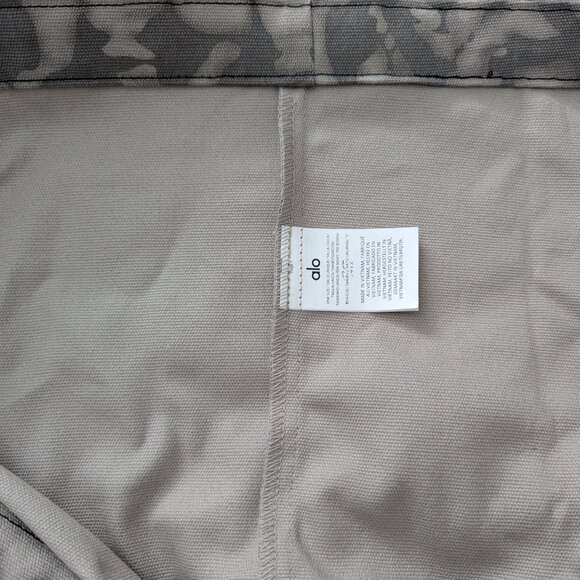 NWT Alo Yoga Iconic Shopper Tote - Picture 5 of 7